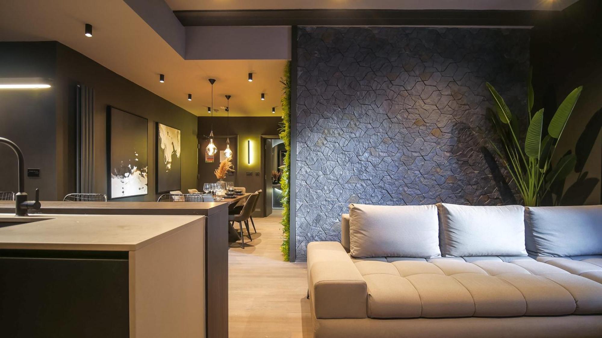 Midnight By The Heim Residences Манчестер Экстерьер фото