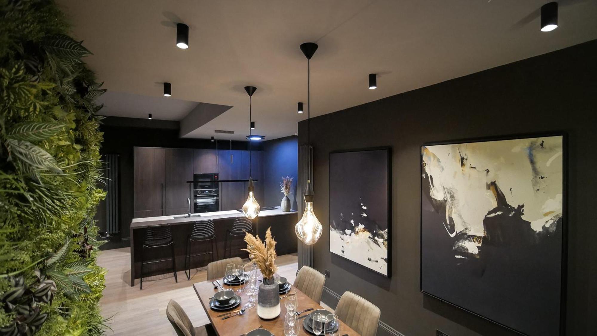 Midnight By The Heim Residences Манчестер Экстерьер фото